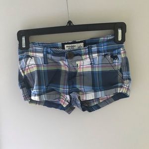 Kids Abercrombie cute stretch plaid shorts